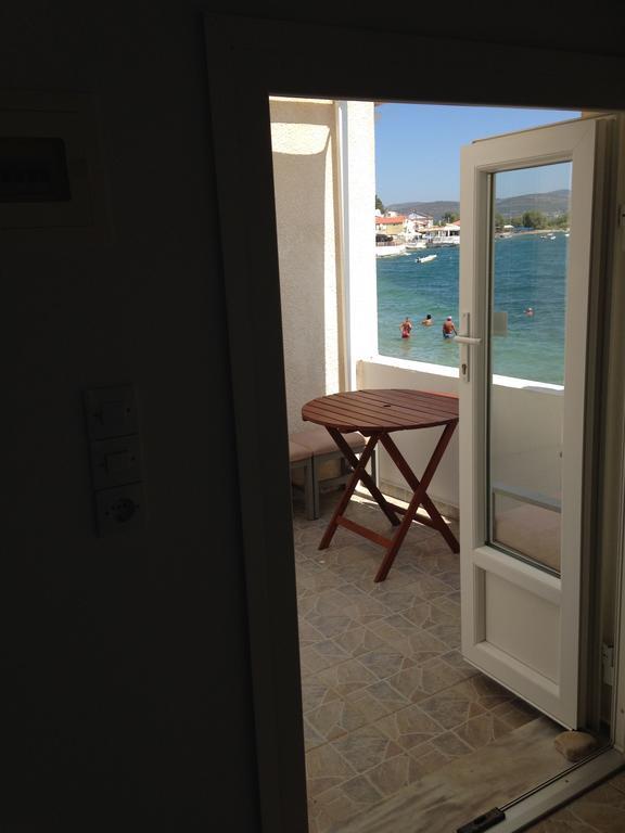 Ireon Samos Beach House Apartamento Exterior foto